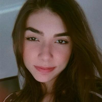 Thayná Aquino